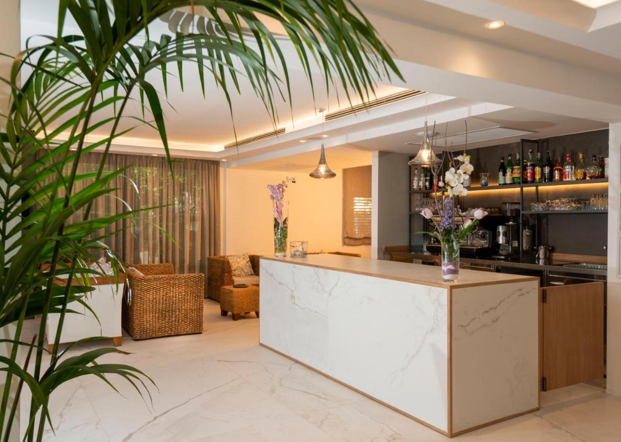 Atlas Hotel Riccione Exteriör bild